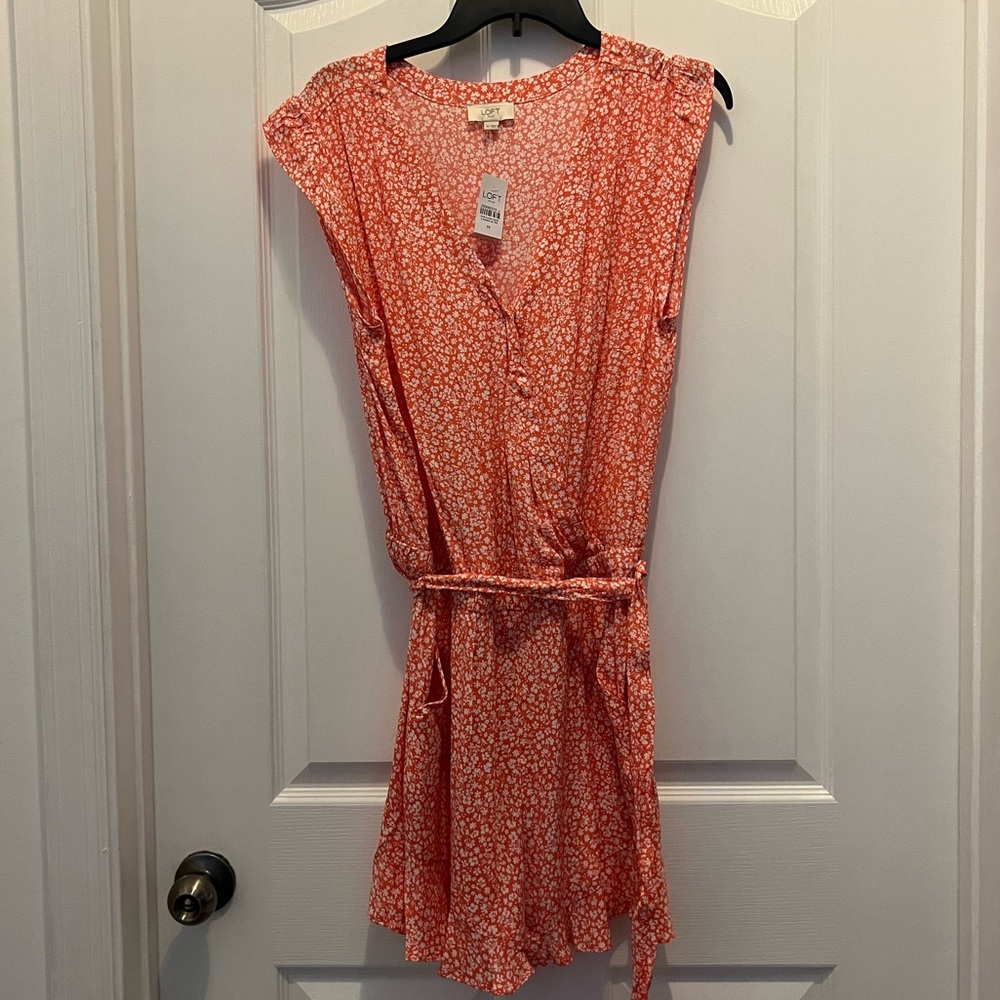 NEW! LOFT floral romper size M